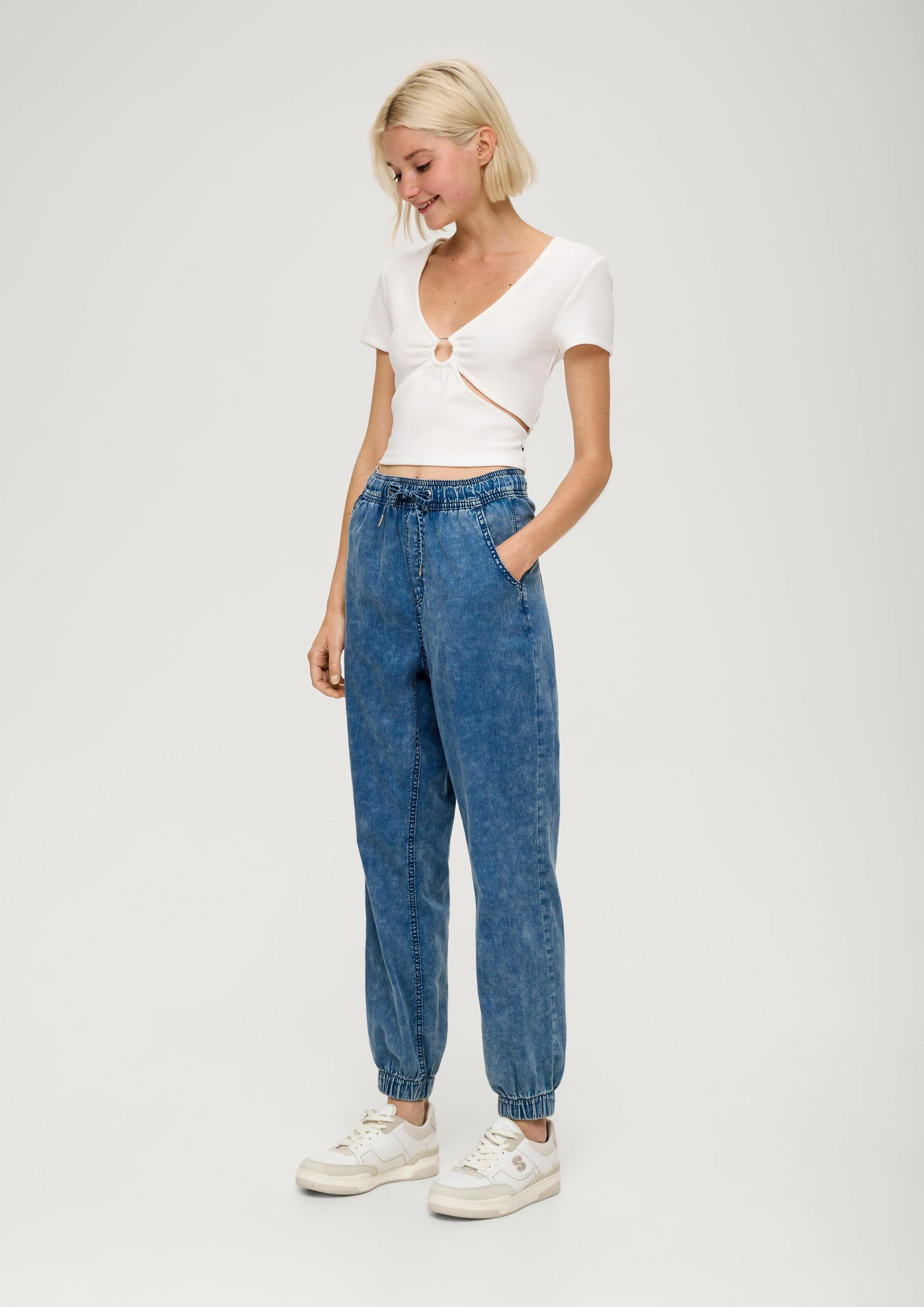 Relaxed : pantalon en denim léger